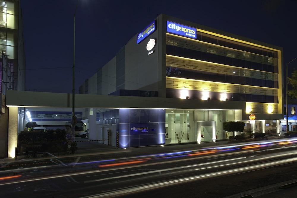 Hotel Mx Forum Buenavista เม็กซิโกซิตี้ ภายนอก รูปภาพ